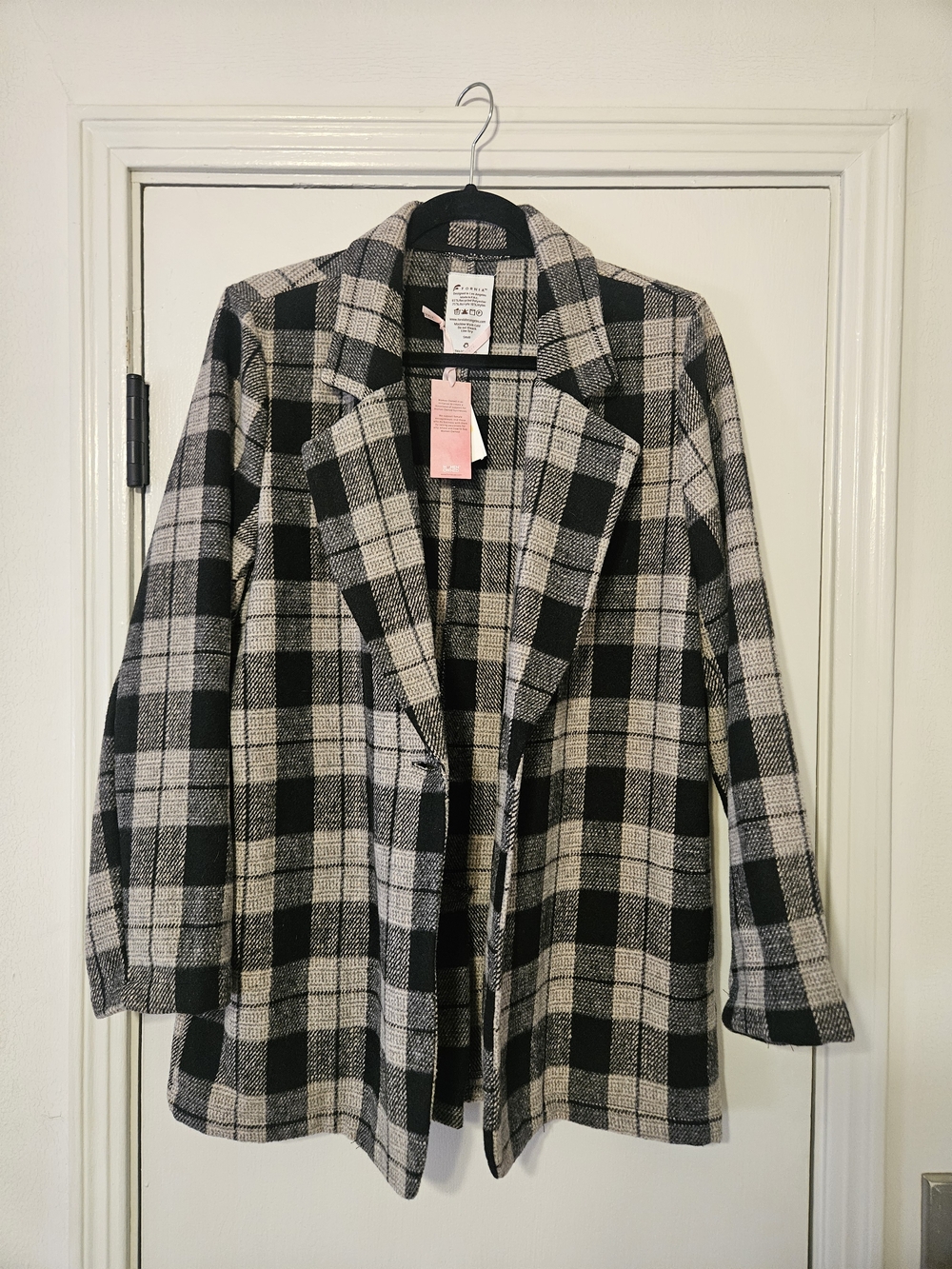 Plaid Open-Front Women's Jacket - Black & Cream